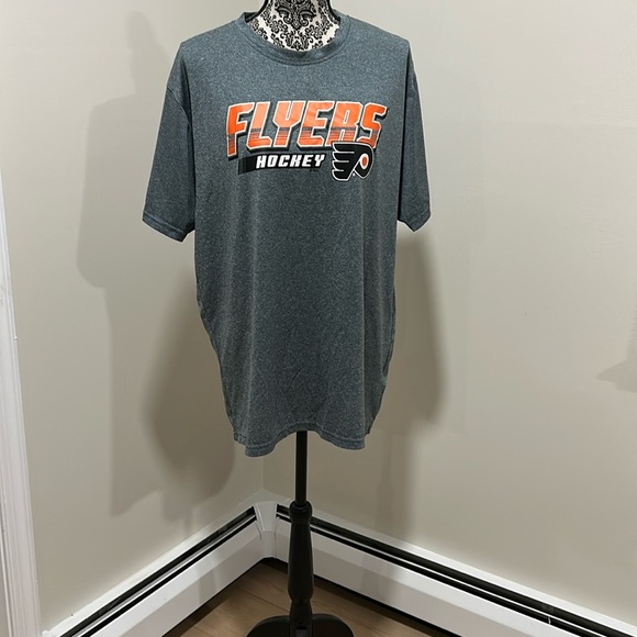 Flyers Hockey T-shirt - size XL men’s - New w/o tags - Picture 2 of 8